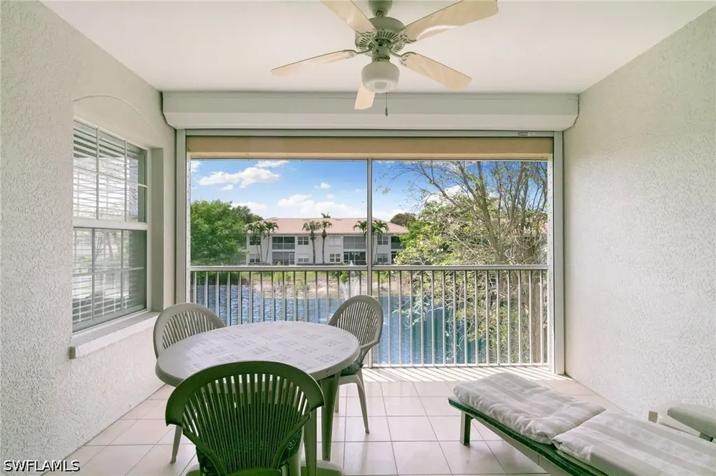 6927 Satinleaf Road N Naples FL 34109