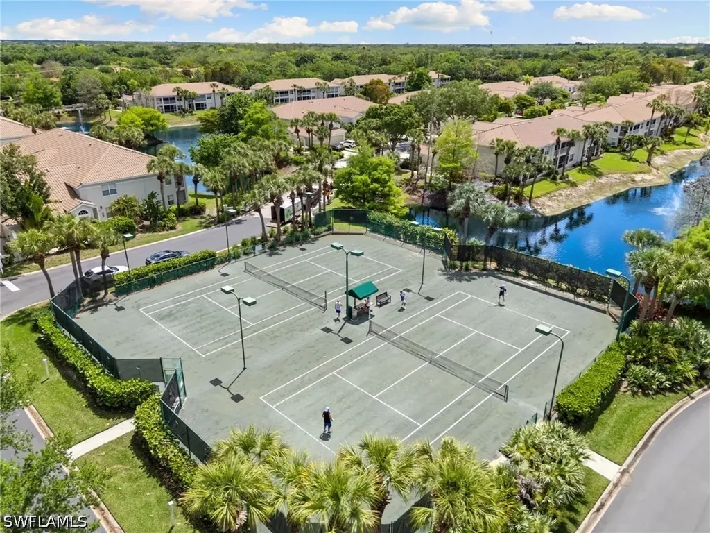 6927 Satinleaf Road N Naples FL 34109