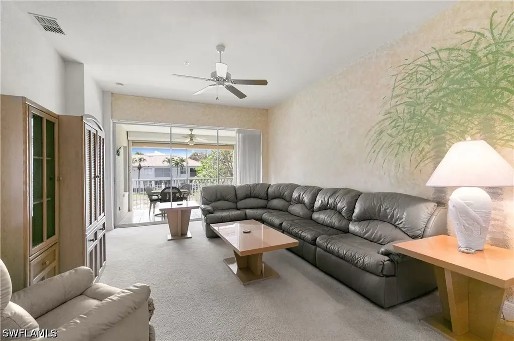 6927 Satinleaf Road N Naples FL 34109