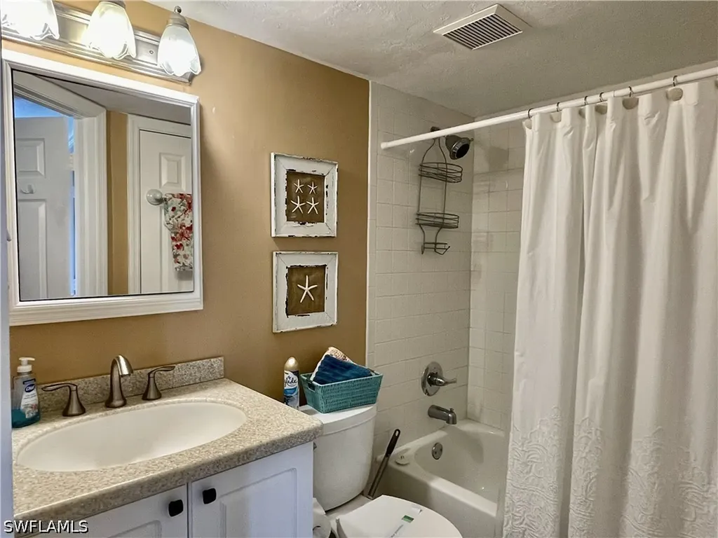 860 Elkhorn Court Marco Island FL 34145