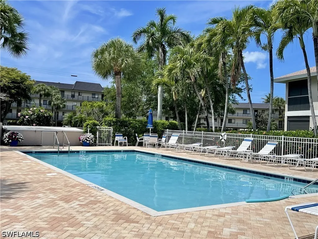 860 Elkhorn Court Marco Island FL 34145