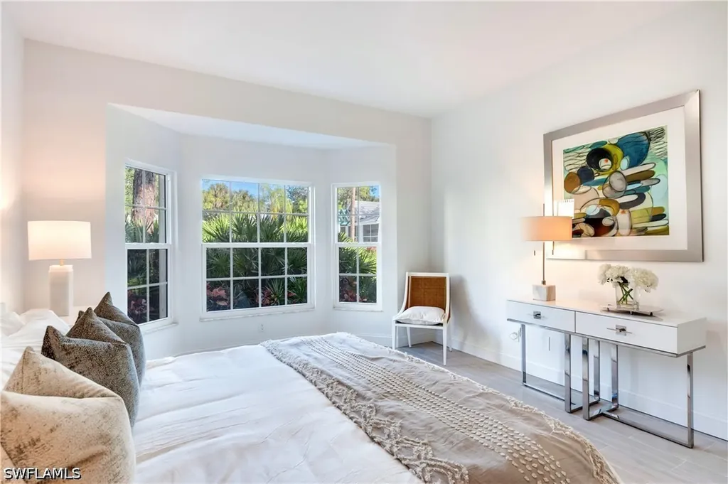 2806 Aintree Lane Naples FL 34112