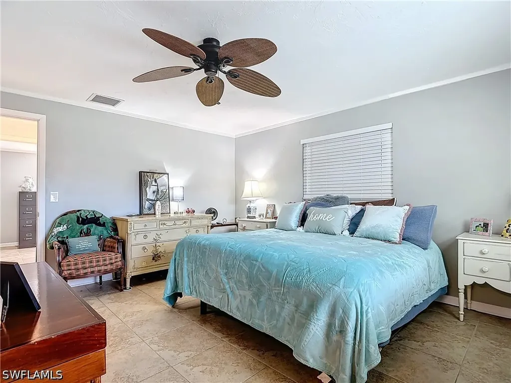4364 Beechwood Lake Drive Naples FL 34112