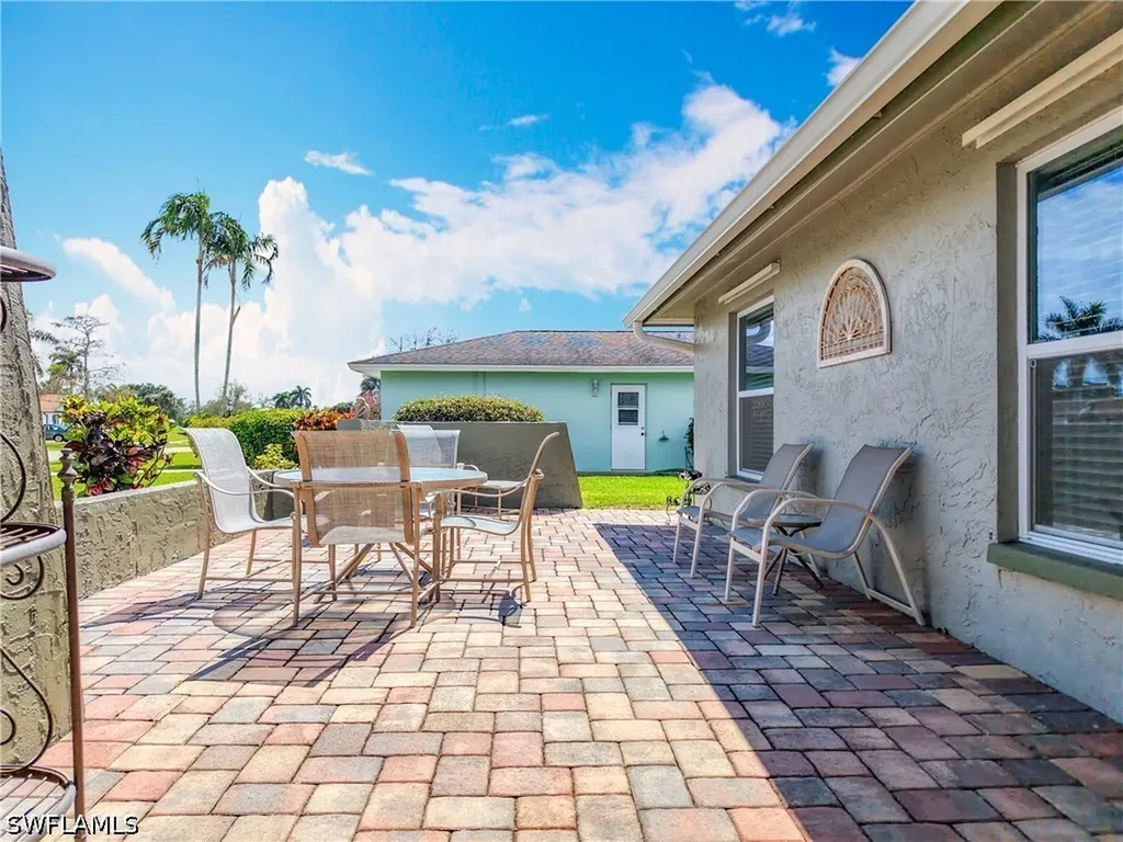 4364 Beechwood Lake Drive Naples FL 34112