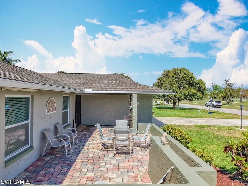 4364 Beechwood Lake Drive Naples FL 34112
