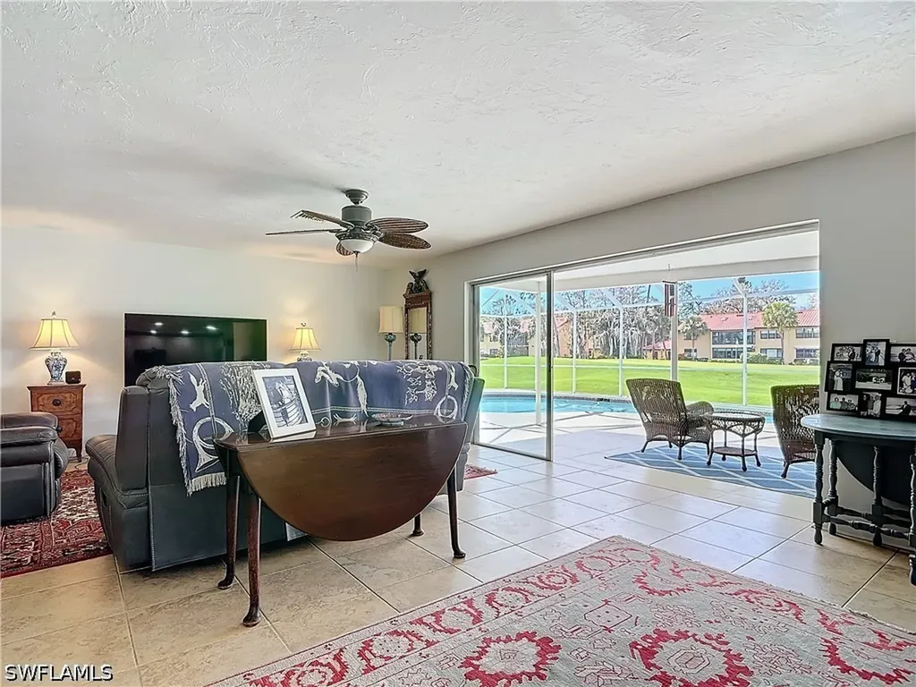 4364 Beechwood Lake Drive Naples FL 34112