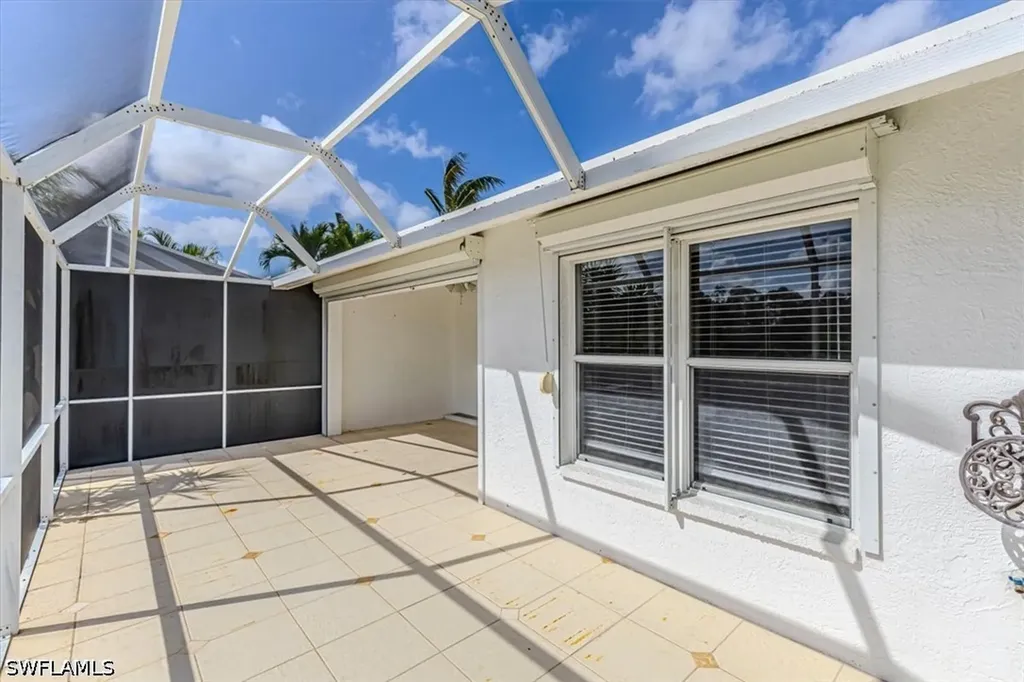 5446 Whitten Drive Naples FL 34104