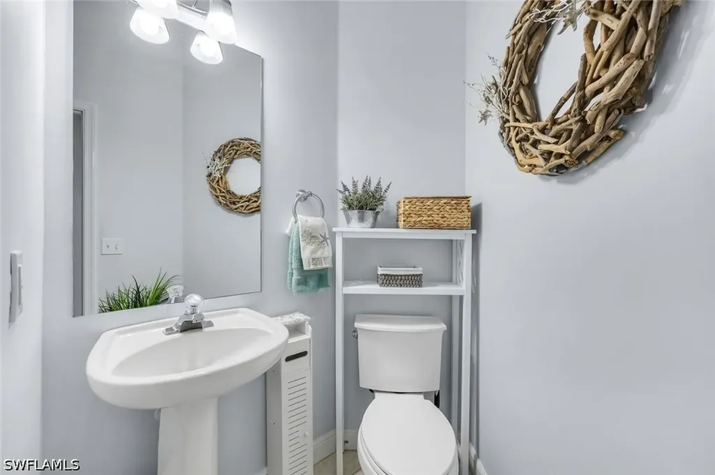 2110 Cay Lagoon Drive Naples FL 34109