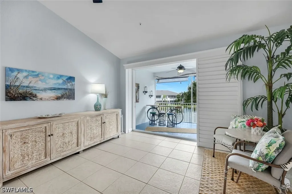 2110 Cay Lagoon Drive Naples FL 34109