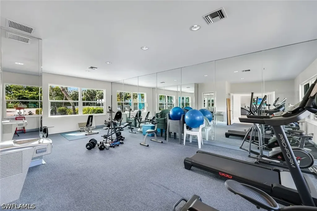 2110 Cay Lagoon Drive Naples FL 34109