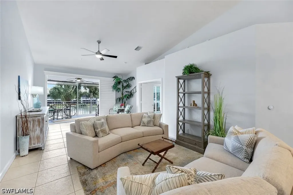 2110 Cay Lagoon Drive Naples FL 34109