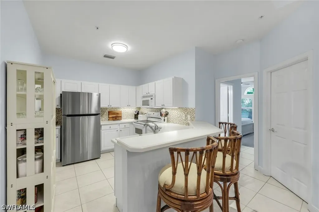 2110 Cay Lagoon Drive Naples FL 34109