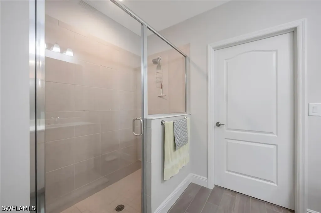 6953 Avalon Circle Naples FL 34112