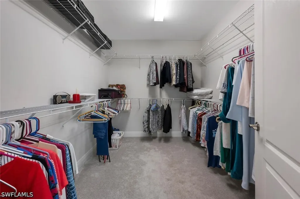 6953 Avalon Circle Naples FL 34112