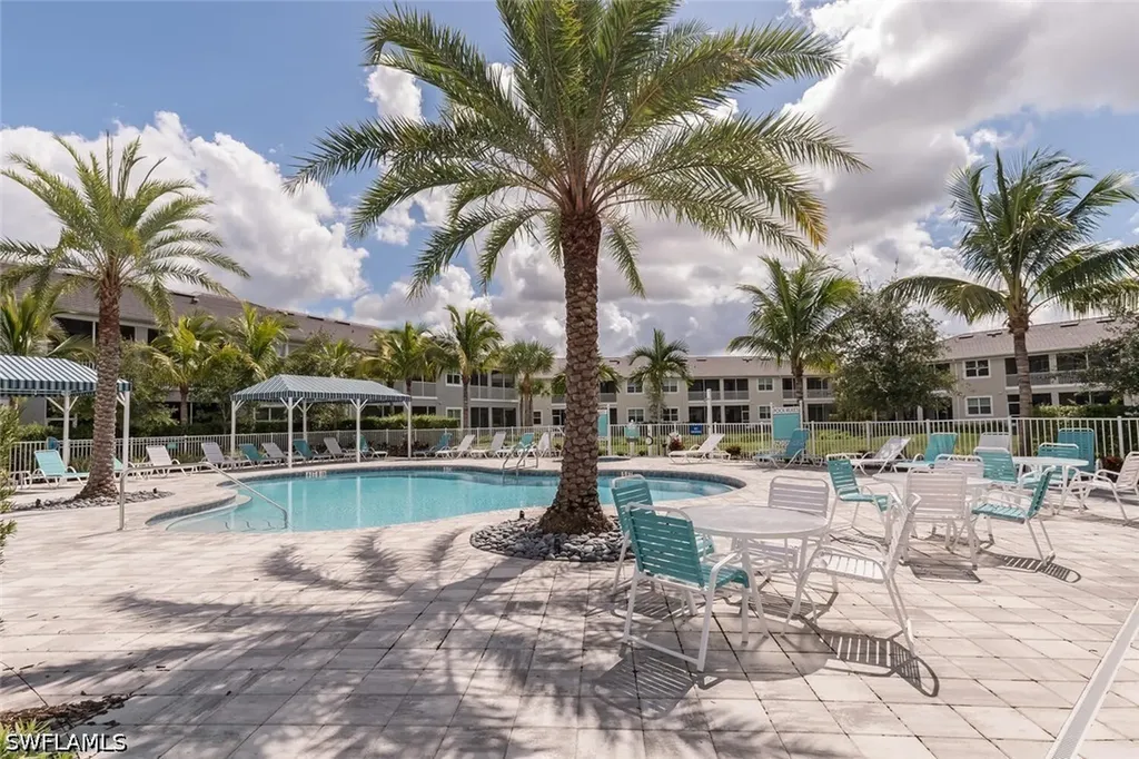 6953 Avalon Circle Naples FL 34112