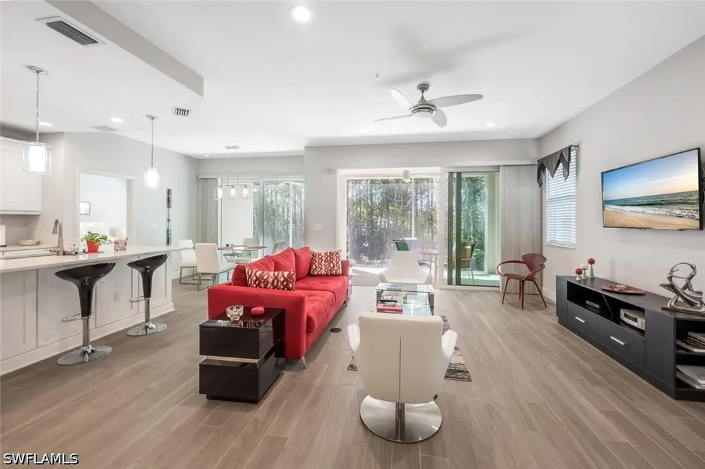 6953 Avalon Circle Naples FL 34112