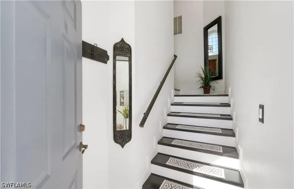 5928 Sand Wedge Lane Naples FL 34110