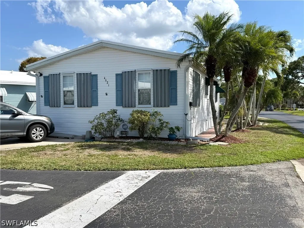 4621 Liberty Lane E Estero FL 33928