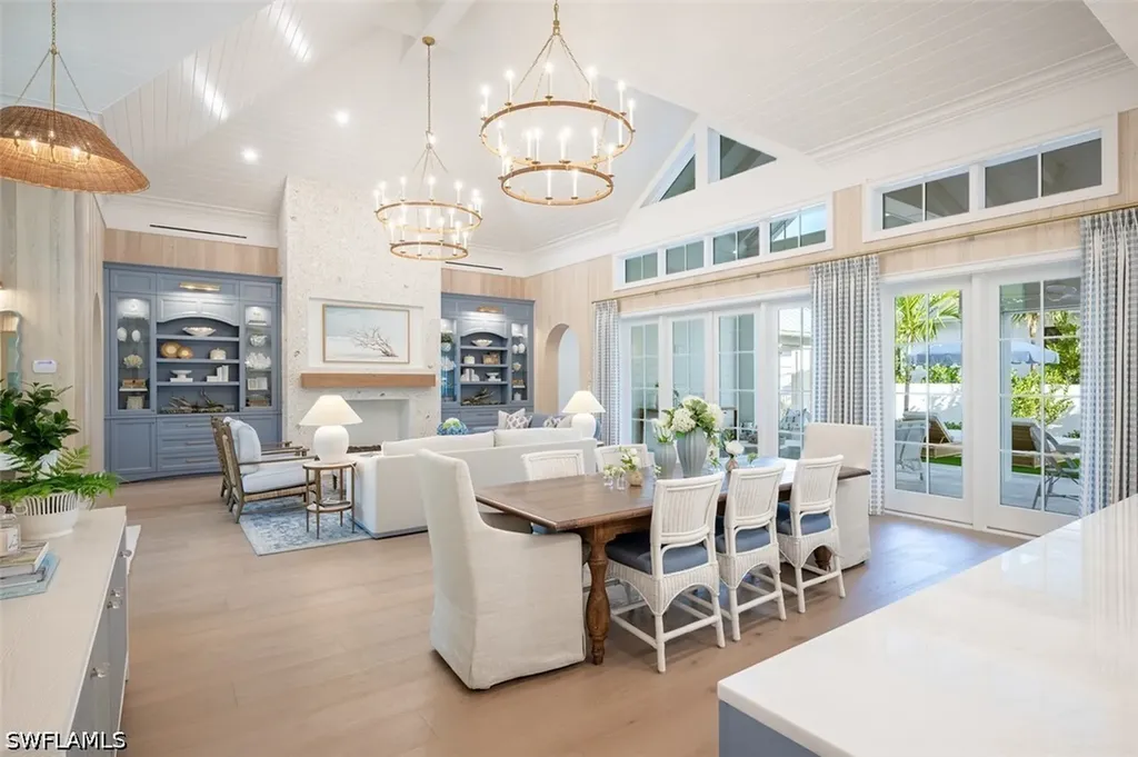 266 15th Avenue S Naples FL 34102