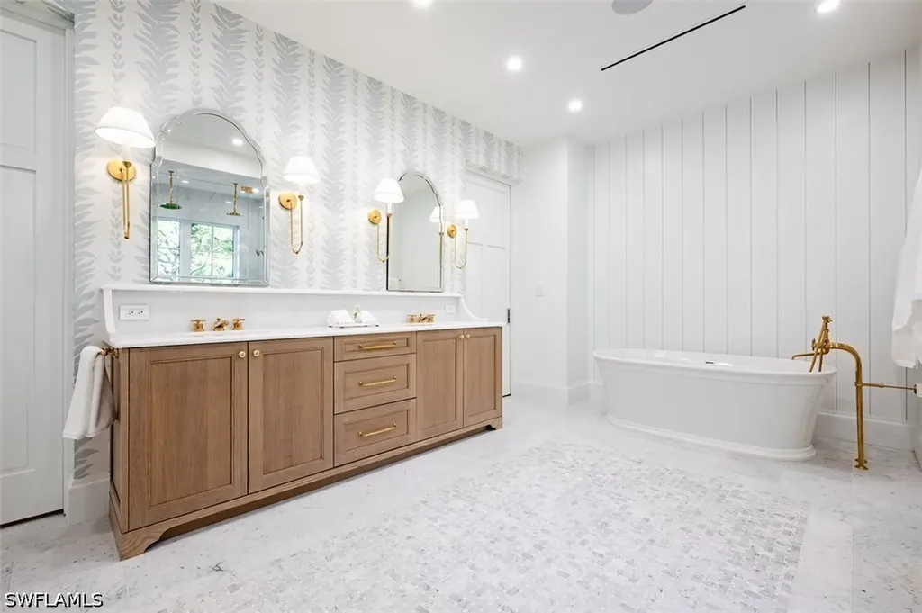 266 15th Avenue S Naples FL 34102