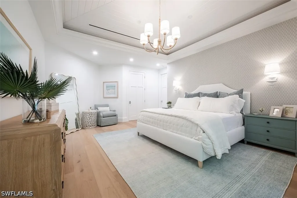 266 15th Avenue S Naples FL 34102