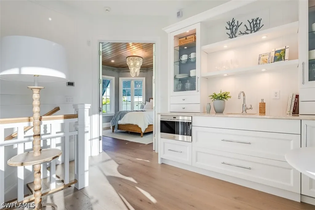 266 15th Avenue S Naples FL 34102