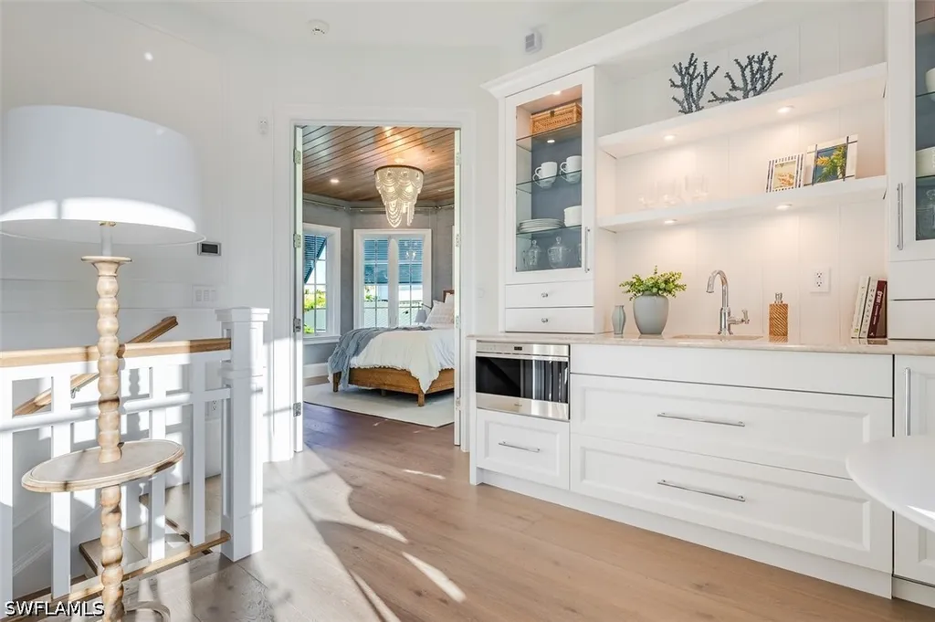266 15th Avenue S Naples FL 34102