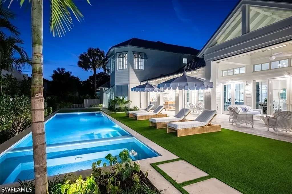 266 15th Avenue S Naples FL 34102