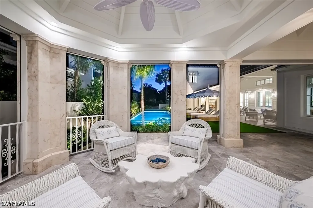 266 15th Avenue S Naples FL 34102