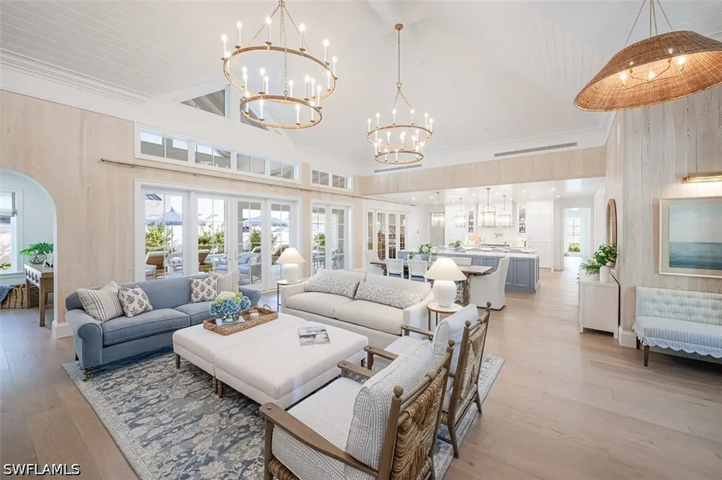266 15th Avenue S Naples FL 34102