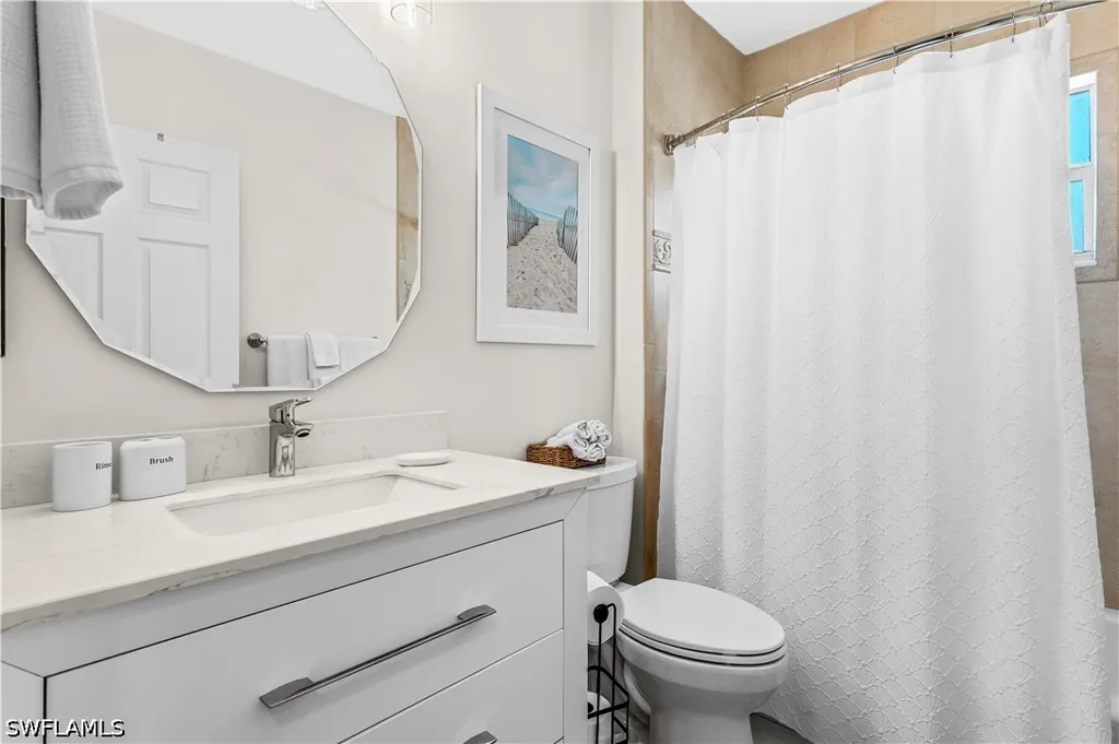 798 107th Avenue N Naples FL 34108