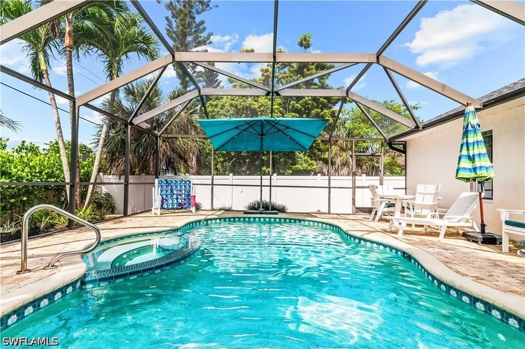 798 107th Avenue N Naples FL 34108