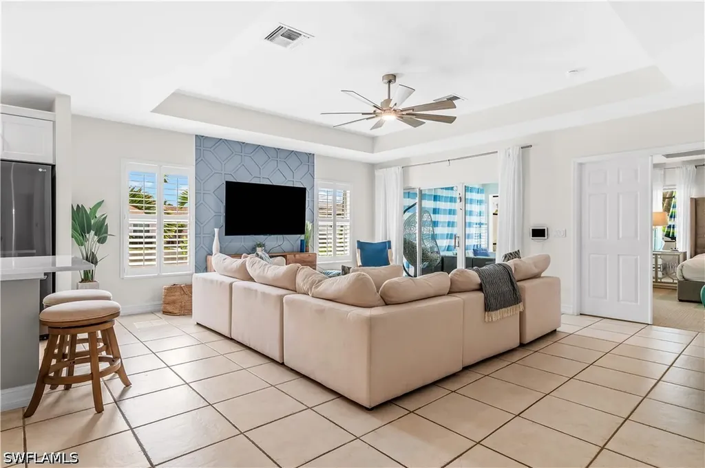 798 107th Avenue N Naples FL 34108