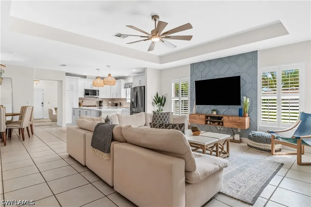 798 107th Avenue N Naples FL 34108
