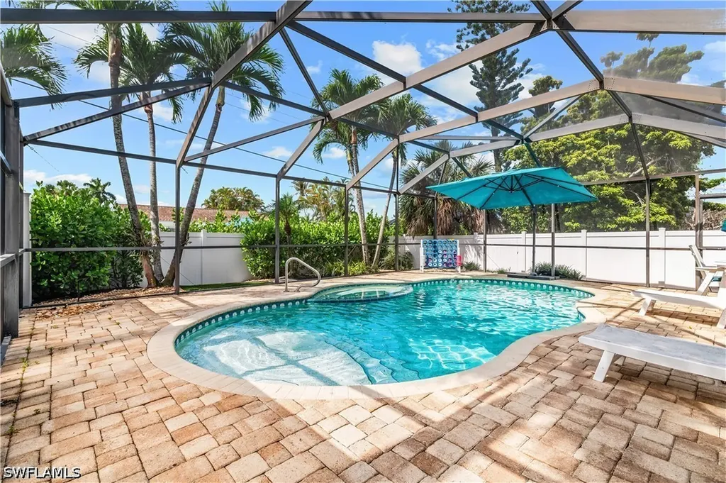 798 107th Avenue N Naples FL 34108