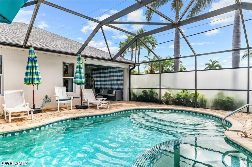 798 107th Avenue N Naples FL 34108