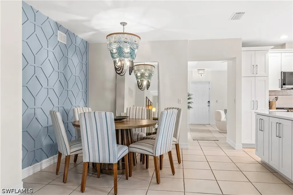 798 107th Avenue N Naples FL 34108
