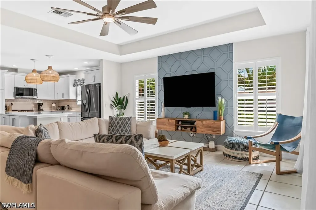 798 107th Avenue N Naples FL 34108