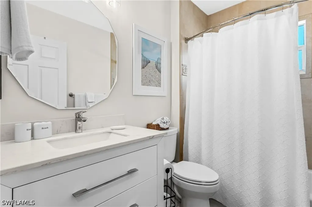 798 107th Avenue N Naples FL 34108