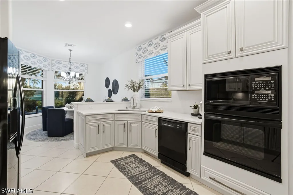 4828 Cerromar Drive Naples FL 34112