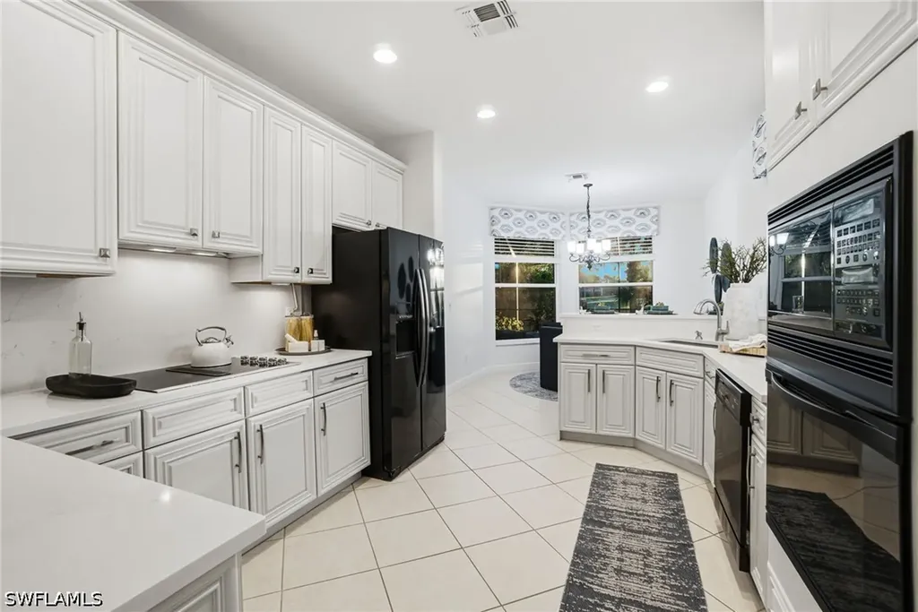 4828 Cerromar Drive Naples FL 34112