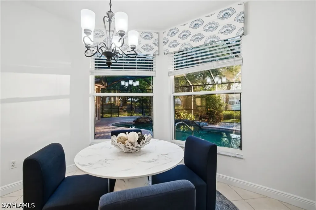 4828 Cerromar Drive Naples FL 34112