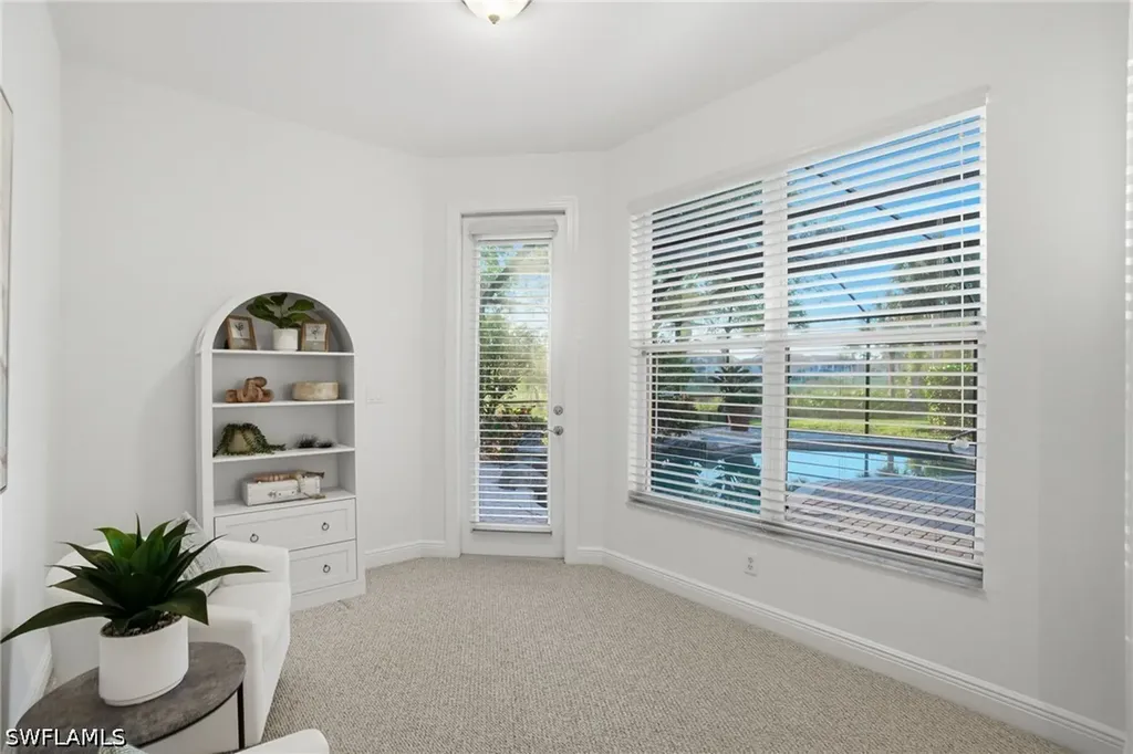 4828 Cerromar Drive Naples FL 34112