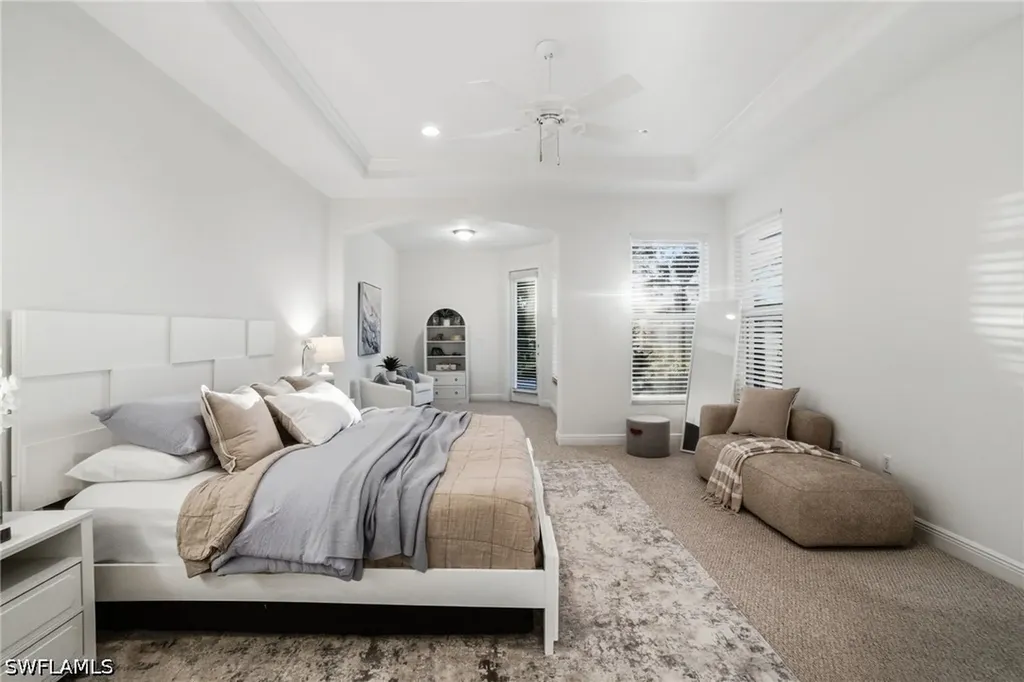 4828 Cerromar Drive Naples FL 34112