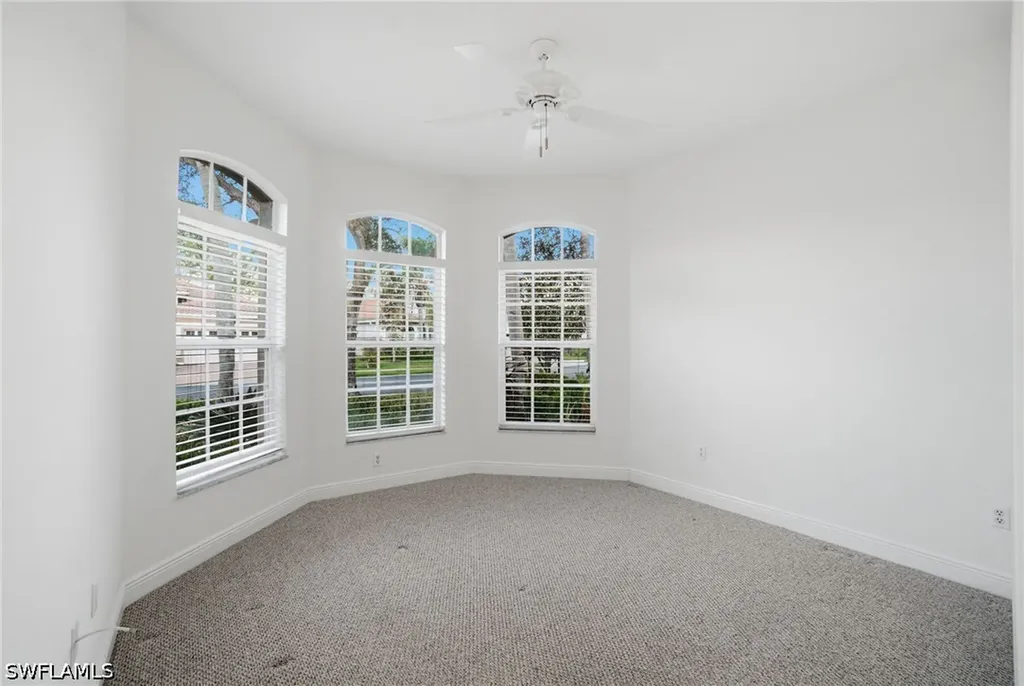 4828 Cerromar Drive Naples FL 34112