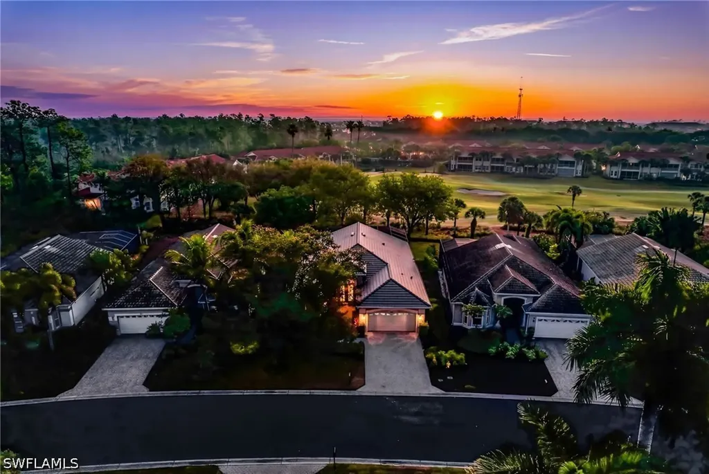 4828 Cerromar Drive Naples FL 34112