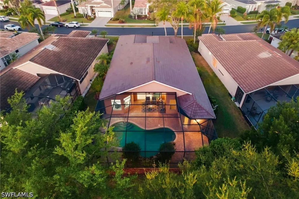 4828 Cerromar Drive Naples FL 34112