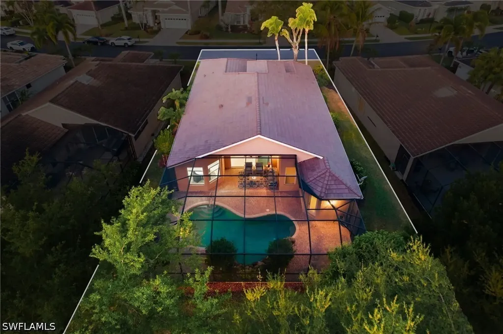 4828 Cerromar Drive Naples FL 34112