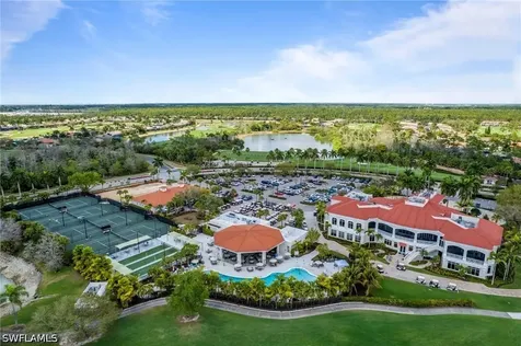 4828 Cerromar Drive Naples FL 34112