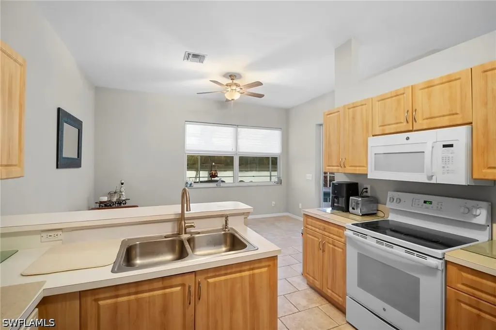 3381 Mystic River Drive Naples FL 34120